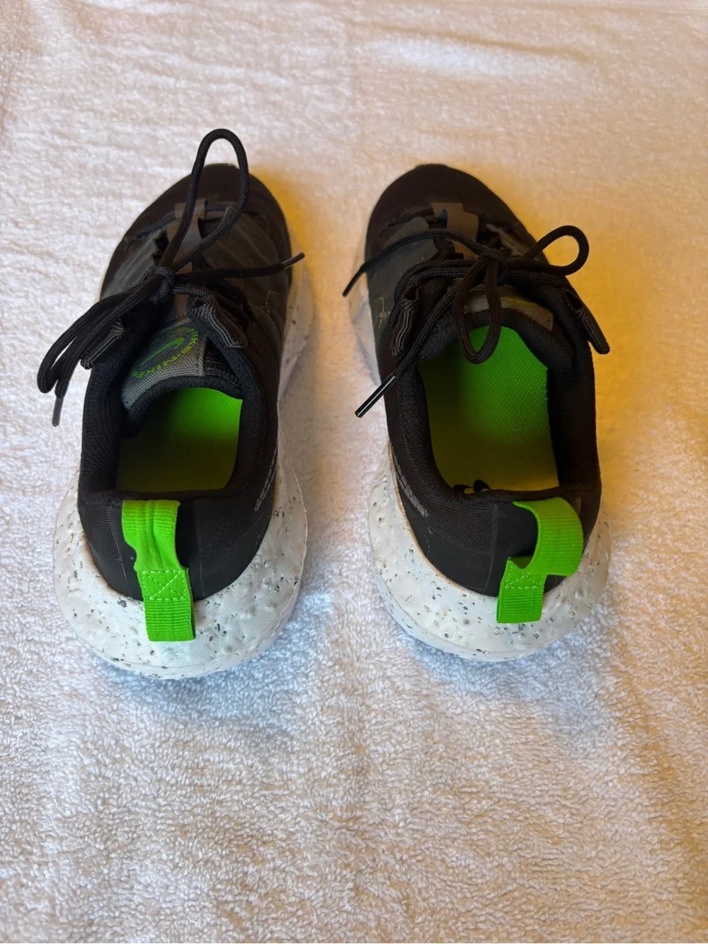 Nike - Men’s Crater Impact Run Shoes w/Neon Green Accents style DB2477-001. Sz 7